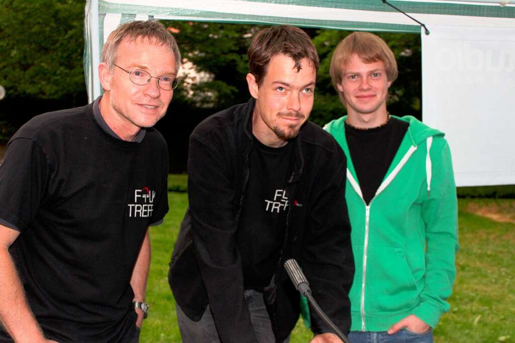 Klaus-Martin Winter, Jan Hagemoser und Felix Birsner (von links) hatten mit dem Technikteam beim Open-Air Konzert eine Mammutaufgabe zu stemmen.