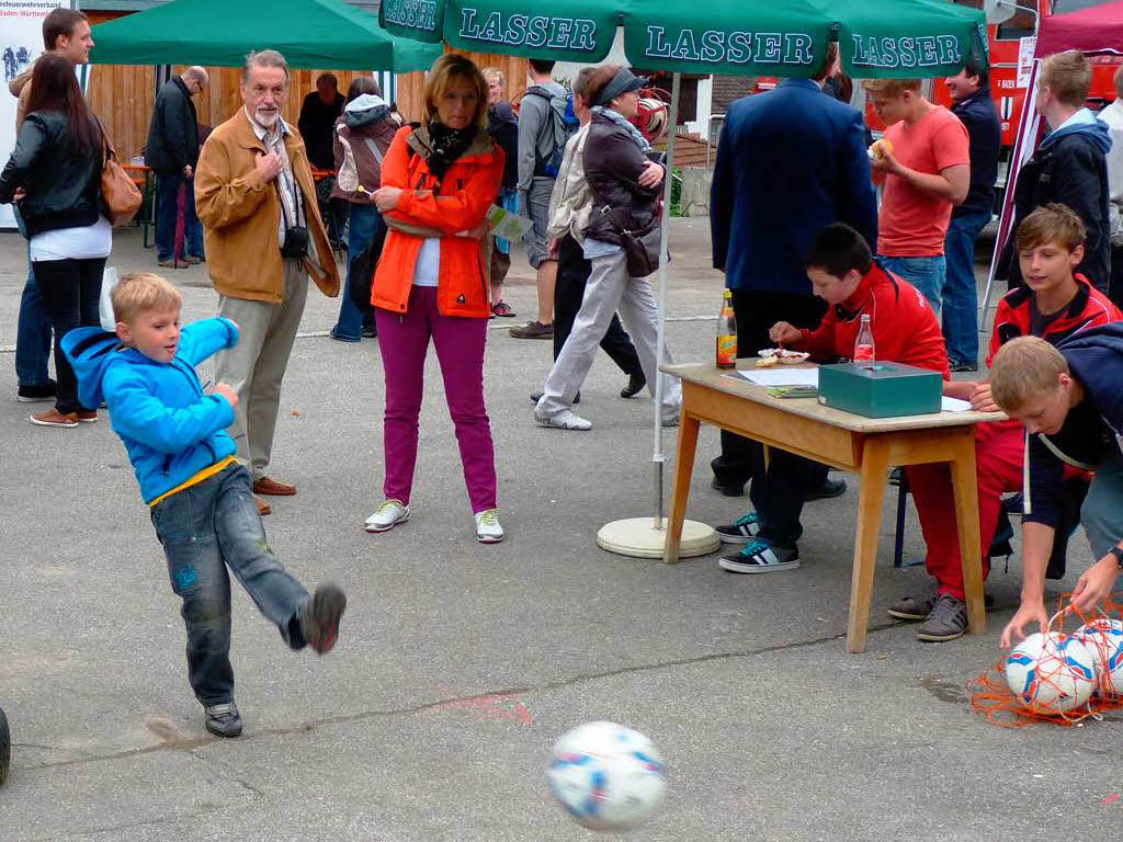 Am Sonntag, 23. Juni, war auf der Festmeile in Tegernau bei schnstem Wetter sehr mchtig los.