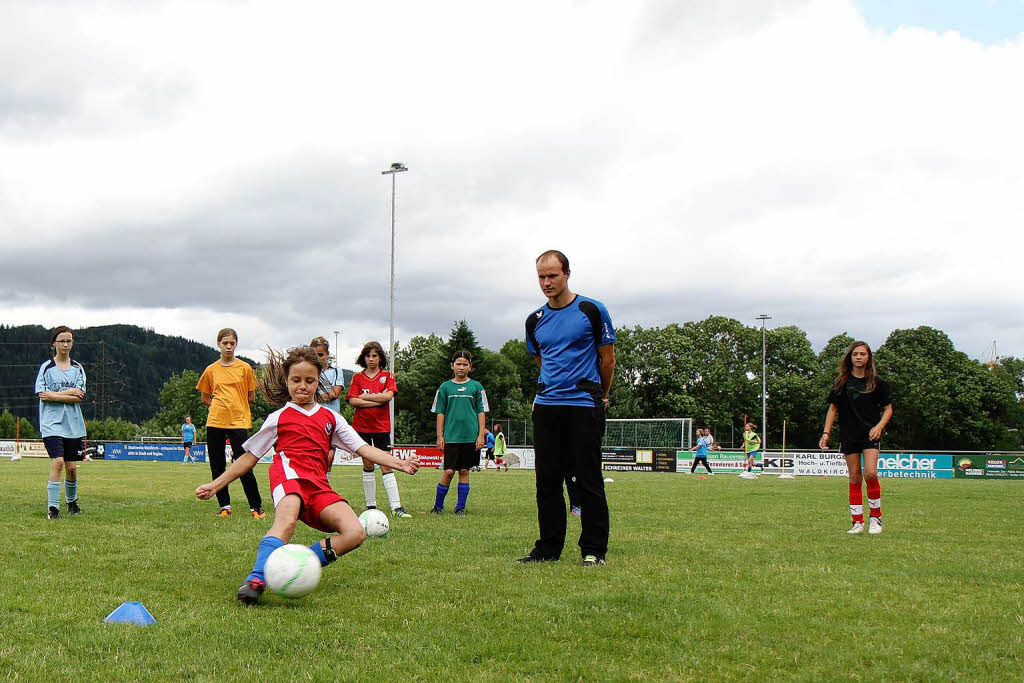 Der Tag des Mdchenfuballs des Sdbadischen Fuballverbands in Gutach.