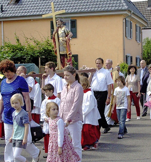 Glck mit dem Wetter hatte die Pfarrgemeinde St. Achatius beim Patrozinium.   | Foto: Jrgen Schweizer