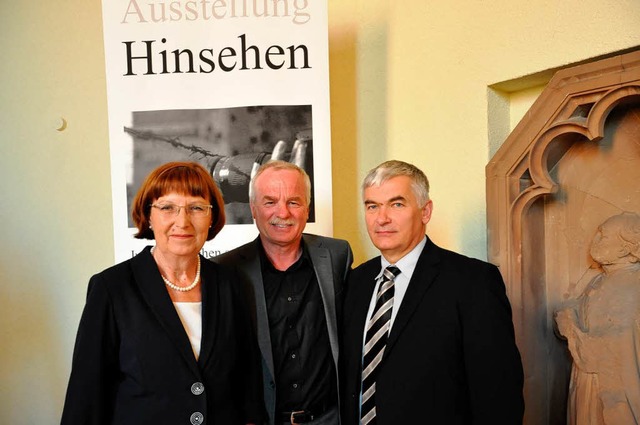 Der  Vereinsvorsitzende  Professor Wer...), Krystyna Oleksy  und Leszek Szuster  | Foto: Kai Kricheldorff