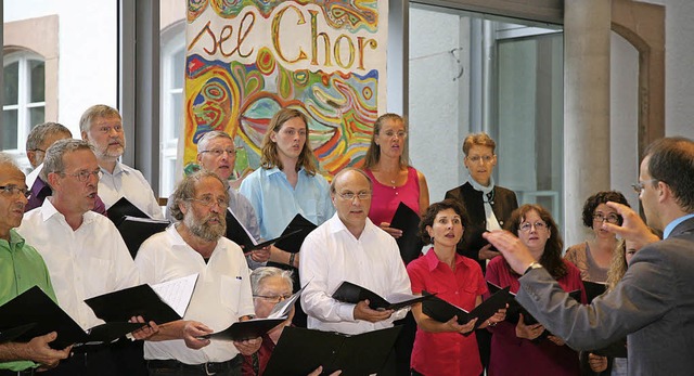 Der sel-Chor serviert ein anspruchsvolles Programm.   | Foto: Sandra Decoux-Kone