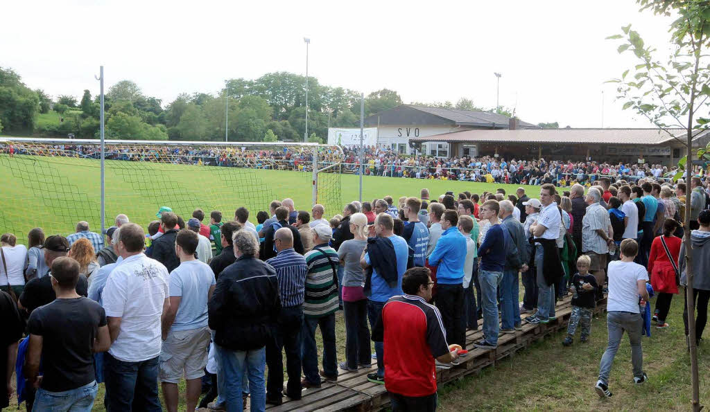 Der SC Freiburg bei seinem Auftritt in Oberschopfheim.