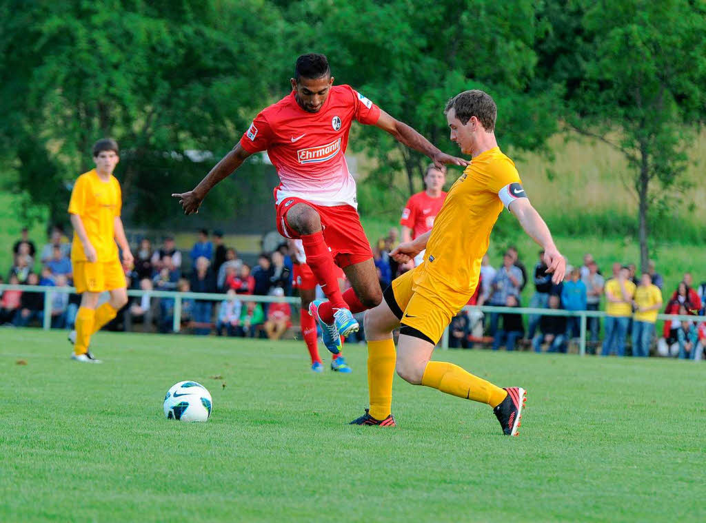 Der SC Freiburg bei seinem Auftritt in Oberschopfheim.