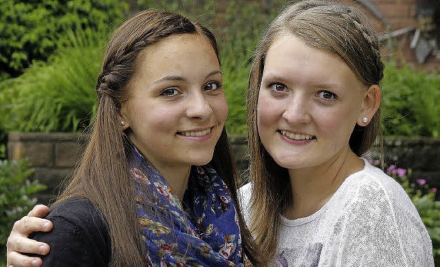 Kristina Fehse (links) und  Britta Petersen sind vom Schauspielfieber infiziert.  | Foto: Heidi Fssel