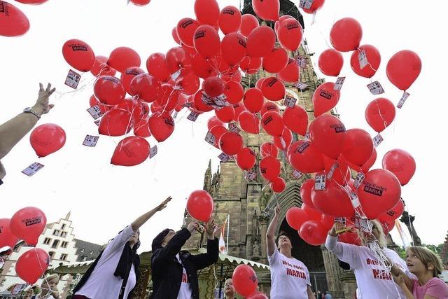 Rote Luftballons fr Maria