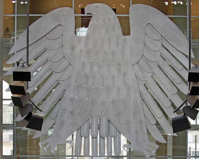 Der Adler im Bundestag   | Foto: dpa