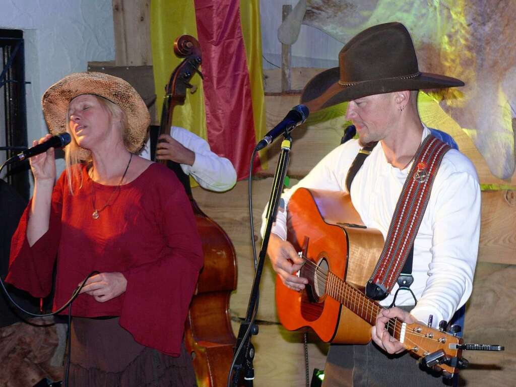 Die Country- und Bluegrass Band "Dapper Dan Men" sorgte am Samstag im vollen Saloon fr phantastische Stimmung!