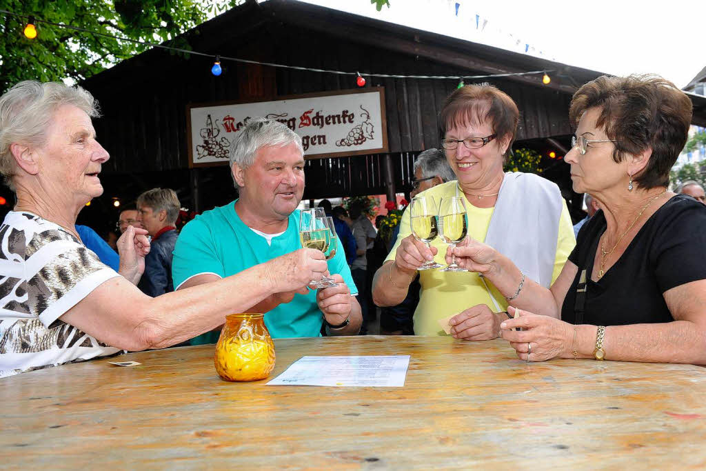 Vom Fassanstich vor der Martinskirche bis zum Oldtimertreffen am Sonntag feierten die Mllheimer ihr 42. Stadtfest.