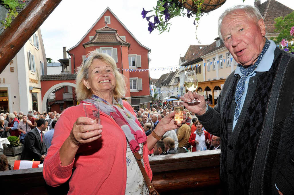 Vom Fassanstich vor der Martinskirche bis zum Oldtimertreffen am Sonntag feierten die Mllheimer ihr 42. Stadtfest.