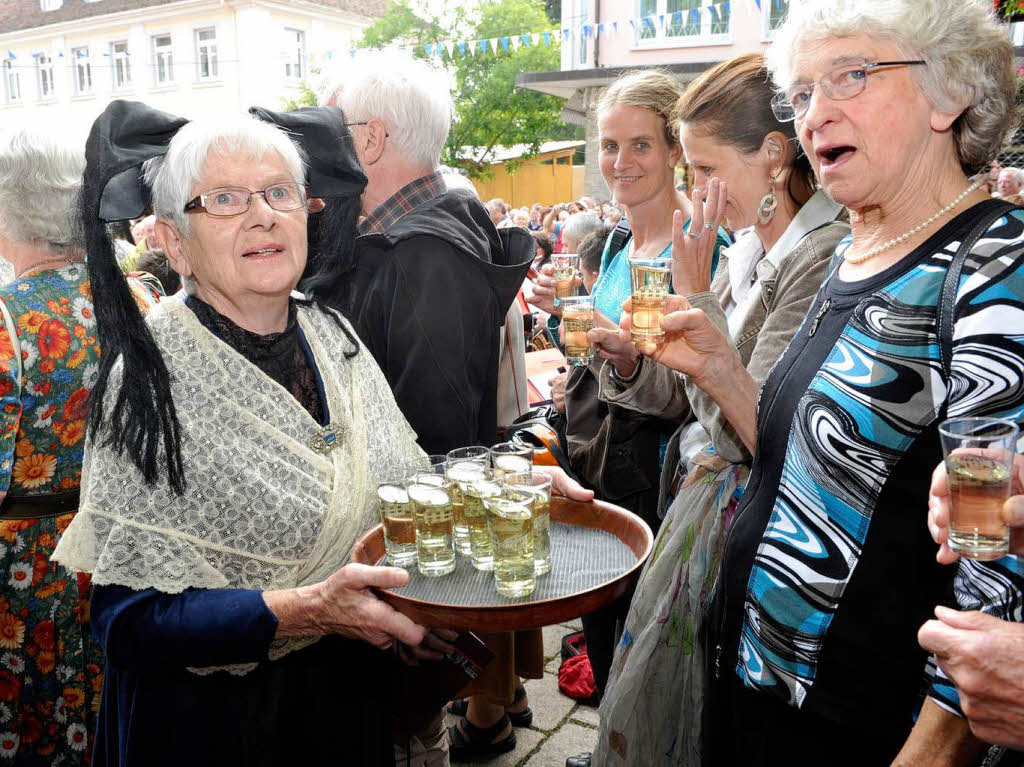 Vom Fassanstich vor der Martinskirche bis zum Oldtimertreffen am Sonntag feierten die Mllheimer ihr 42. Stadtfest.