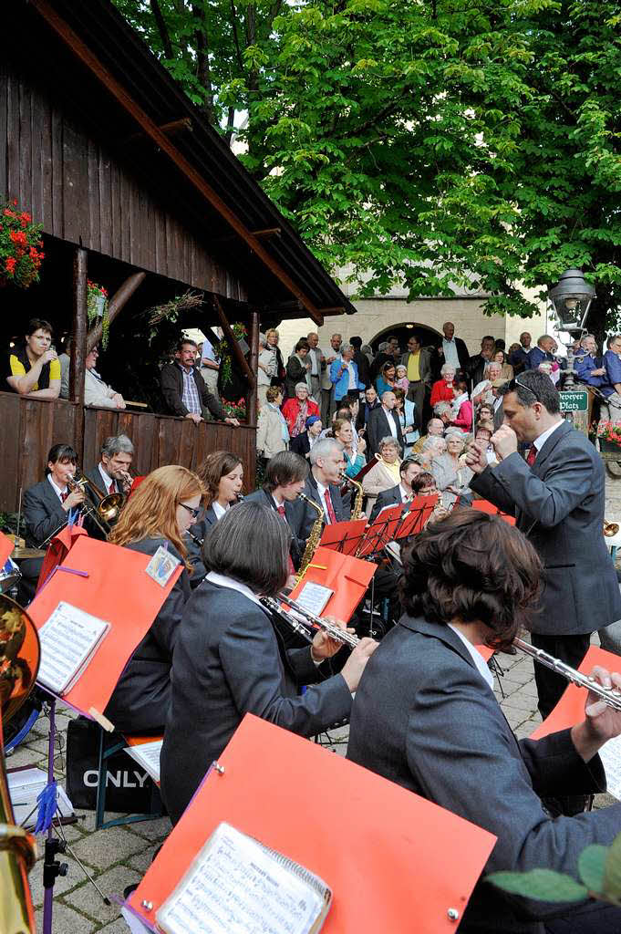 Vom Fassanstich vor der Martinskirche bis zum Oldtimertreffen am Sonntag feierten die Mllheimer ihr 42. Stadtfest.