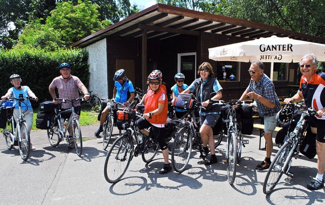 Die &quot;Heien Sttel&quot; aus Spey...ernationalen Velotag auf nach Breisach  | Foto: Beatrice Ehrlich