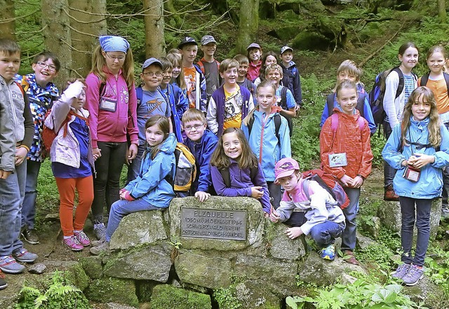 Schulstunde in der Natur  | Foto: Roland Gutjahr