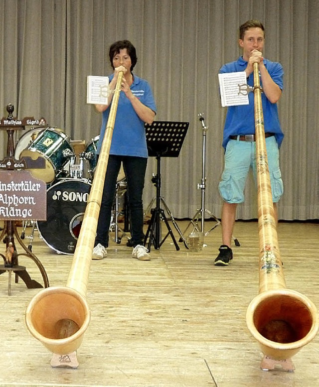 Mit Melodien der verschiedensten Art b...io den Musikhock der Trachtenkapelle.   | Foto: E. Gross