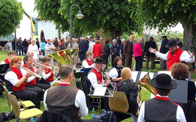 Fr znftige musikalische Unterhaltung...rfest sorgte die  Bauernkapelle Saig.   | Foto: Manfred-G. Haderer