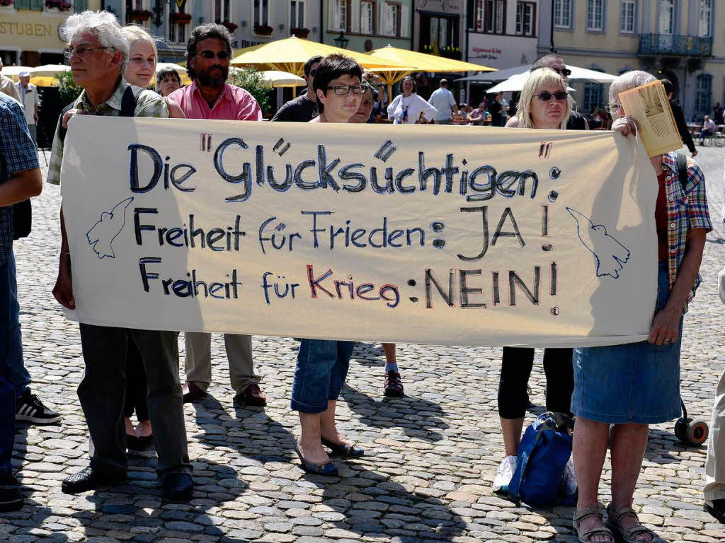 Demonstranten auf dem Mnsterplatz