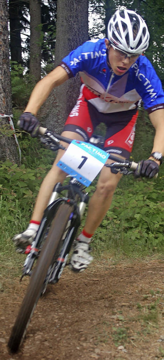 Rasant unterwegs: Tim Meier feierte in...lerklasse U 15 einen Start-Ziel-Sieg.   | Foto: junkel