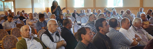 rund 80 Beucher beim Brgerinfoabend in Lenzkrich zur Windkraftnutzung  | Foto: Ralf Morys