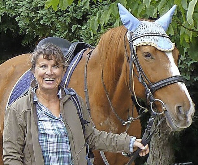 Sabine Wagner mit ihrem Pferd.   | Foto: Privat