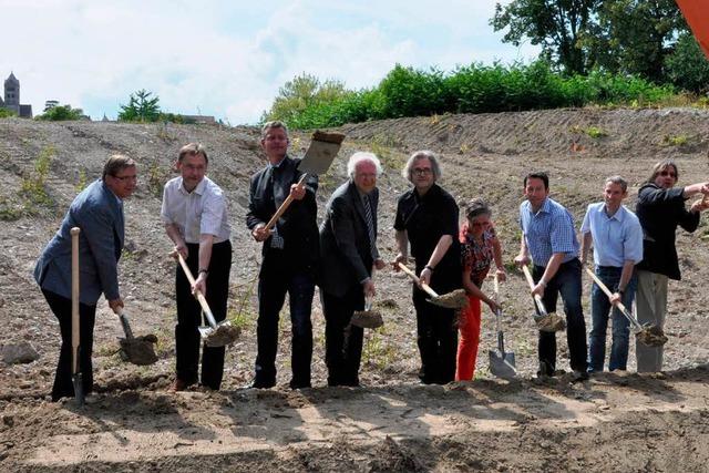 Baustart fr das neue Seniorenzentrum an der Zeppelinstrae