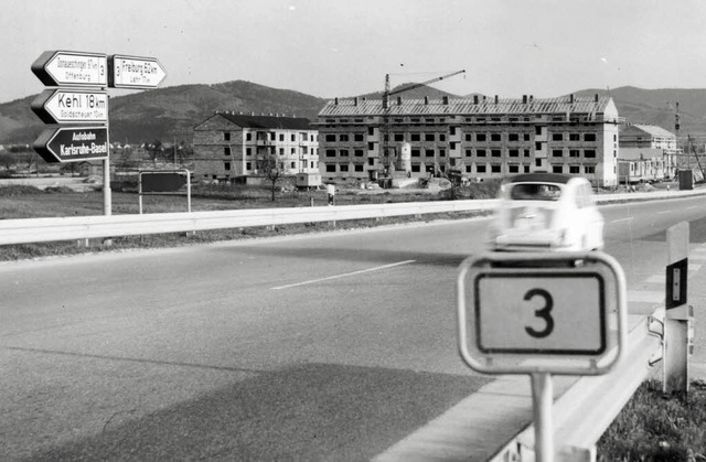 stlich der B 3 war das Gelnde noch ...fhofens Anfnge  im Jahre 1966 zeigt.   | Foto: Stadtarchiv