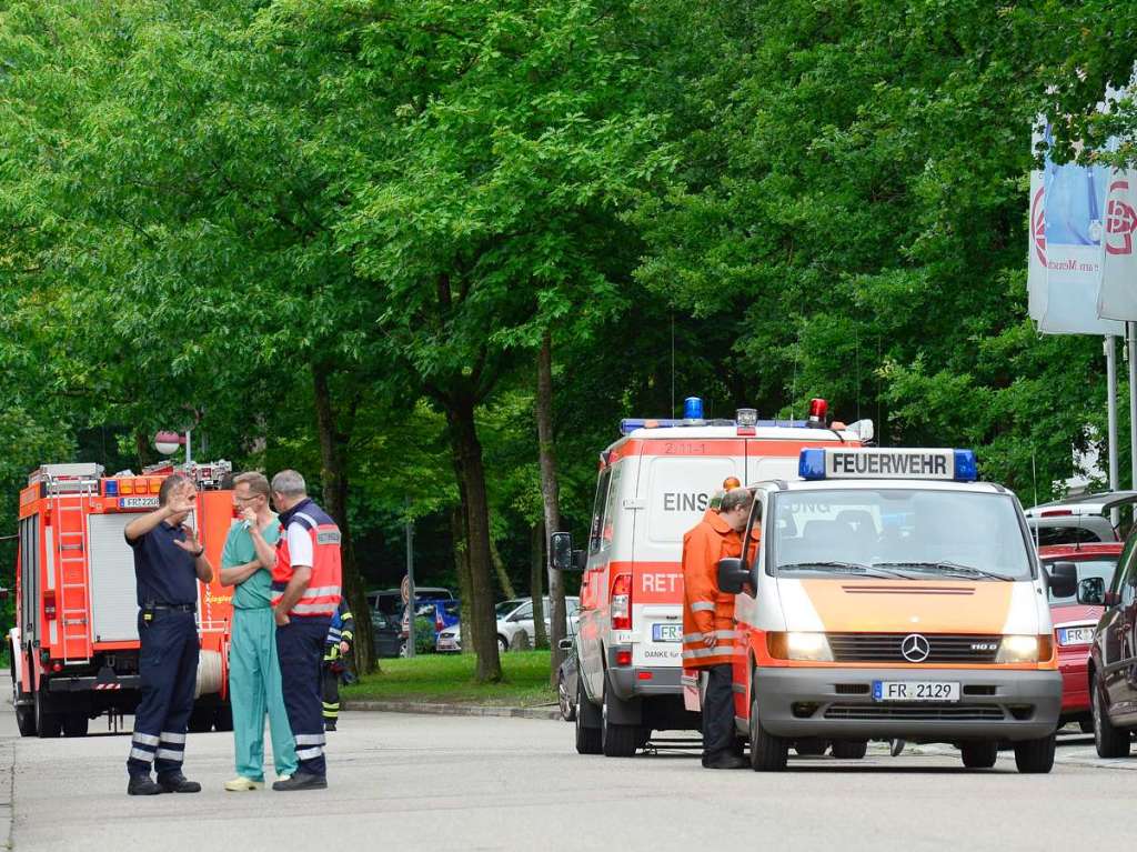 Leere Bombendrohung – immense Folgen: 200 Patienten des Diakoniekrankenhauses Freiburg sind evakuiert worden. Leere Bombendrohung – immense Folgen: 200 Patienten des Diakoniekrankenhauses Freiburg sind evakuiert worden.