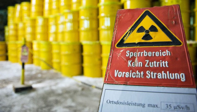 Gefhrliche Fracht: Blick in das Atommlllager in Morsleben   | Foto: DPA/Herbst