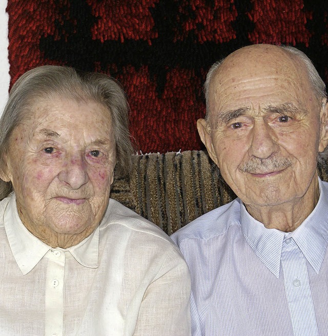 Grete Edle, 99, und Erwin Edle, 98: Am...t unglaublichen 75 Jahren verheiratet.  | Foto: werner probst