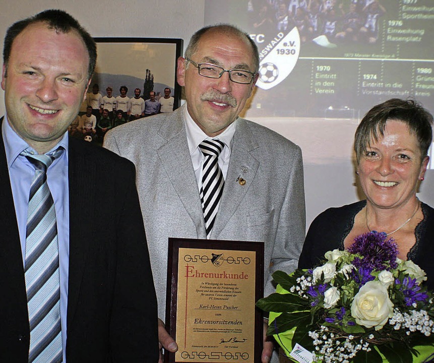 Karl-Heinz Puscher wurde zum Ehrenvors...Baumer (links). Rechts: Luzia Puscher.  | Foto: Fotos: Karin Heiss