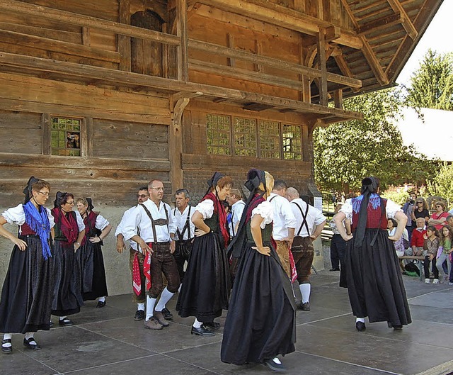 Trachtentnze im Freilichtmuseum Vogtsbauernhof  | Foto: Freilichtmuseum Vogtsbauernhof