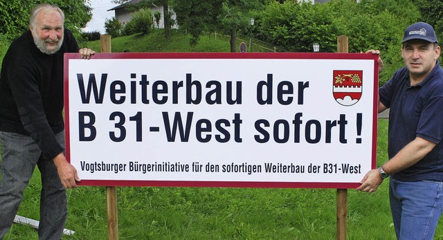 Die Vogtsburger Brgerinitiative fr d...tsteile auf ihre Forderung aufmerksam.  | Foto: benjamin bohn
