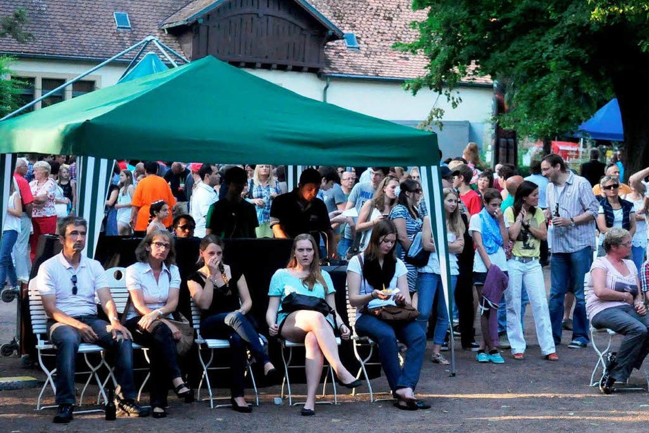 Fotos Das Lichterfest Im Stadtpark In Lahr Lahr Fotogalerien Badische Zeitung 0991