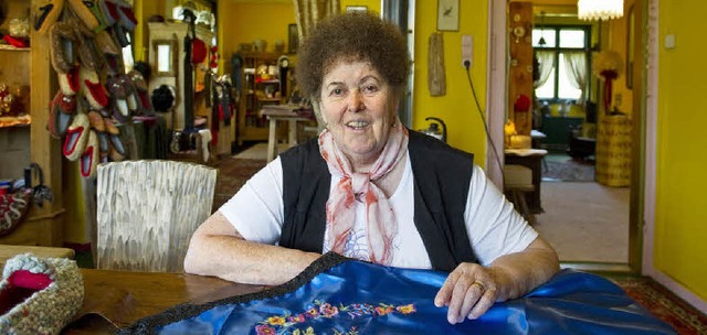 Helga Reichenbach bei ihrer  Arbeit im Heimethus.   | Foto: Daniel Schoenen