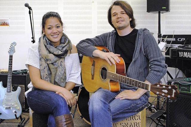 Linda Tang und Band im Nashville-Sound