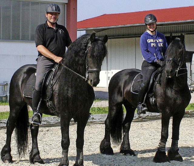 Simona und Jrg Rawyler auf ihren prc...ichnung fr besondere Schnheit steht.  | Foto: R. Cremer