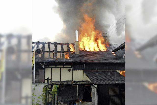 Feuer unterm Dach, Wasser im Keller