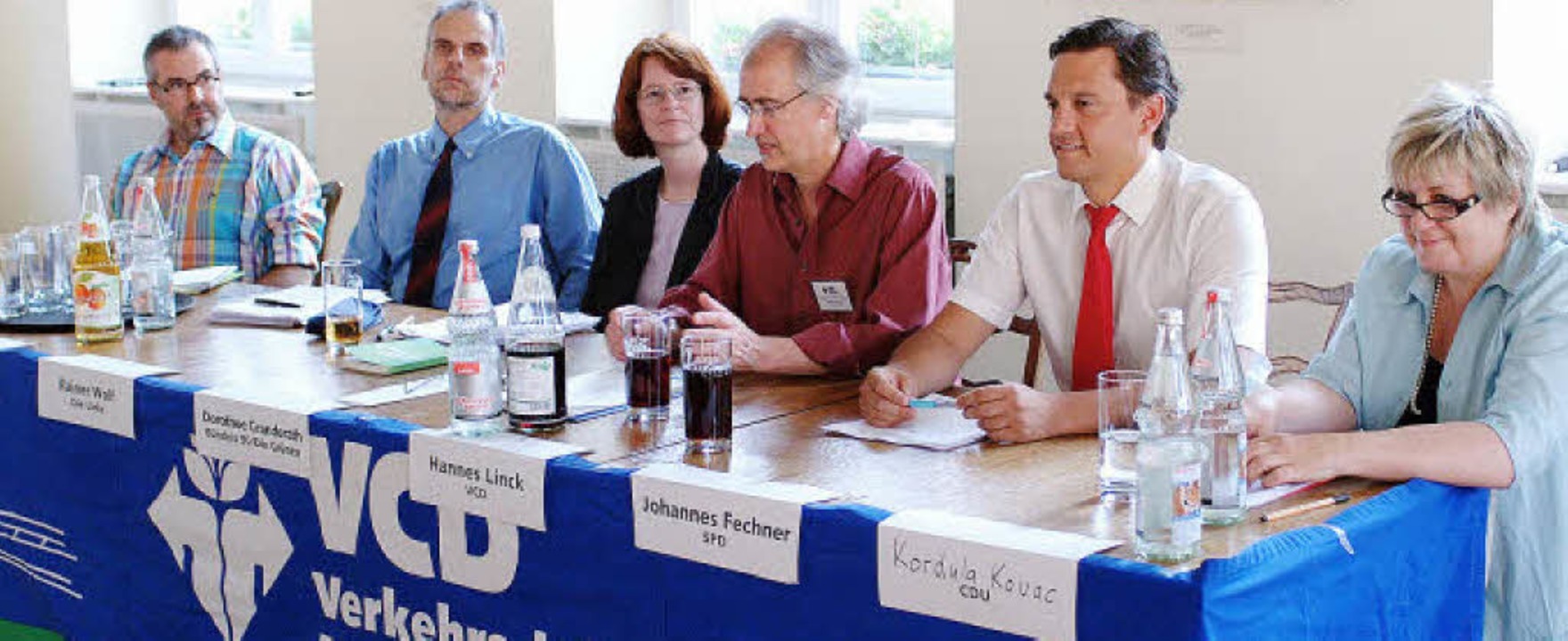Auf dem Podium (von links): Michael Ke... Fechner (SPD) und Kordula Kovac (CDU)  | Foto: Christine Speckner