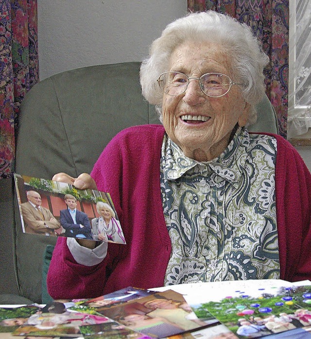 Die 99-jhrige Autorin hat viel zu erzhlen.   | Foto: Wolfgang Beck
