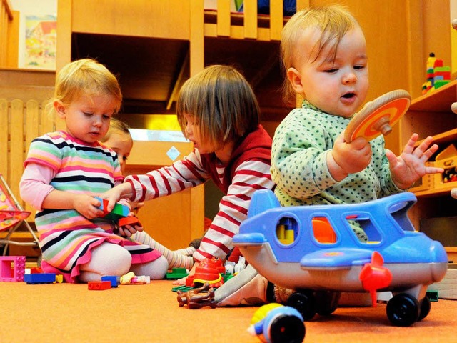 Spielende Kinder in einer Kindertagessttte  | Foto: dpa