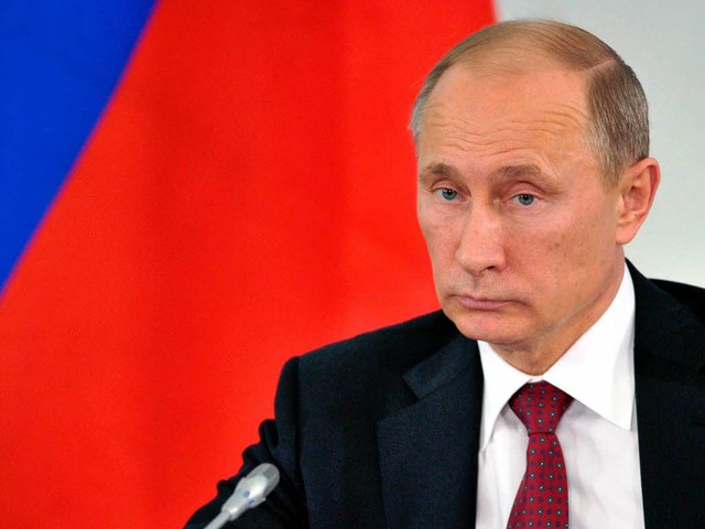 Putin muss nun unter dem wachsenden Dr...r ein Asylgesuch Snowdens entscheiden.  | Foto: AFP