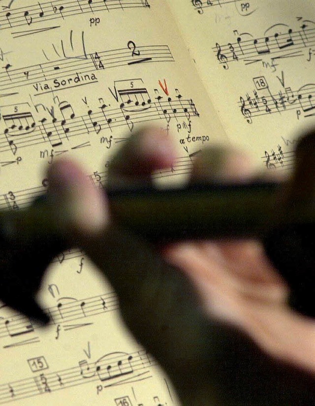 Musik am Krankenbett: Hilft sie dem Patienten wirklich?   | Foto: ddp