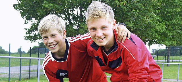 Sren Thor (rechts) sicherte sich vier... Meisterschaften in Lffingen freuen.   | Foto: Privat