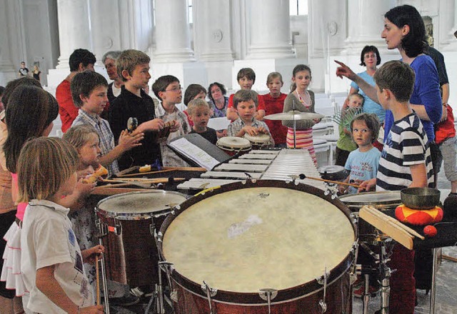 Beim Kinderkonzert im Dom von St. Blas...ab es auch die Mglichkeit mitzumachen  | Foto: Karin Stckl-Steinebrunner