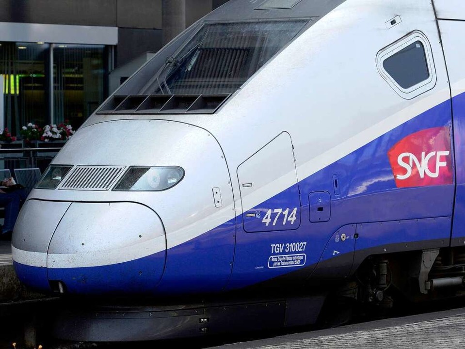 Mit 320 Sachen nach Paris: Der TGV sta...of aus in die französische Hauptstadt.  | Foto: Ingo Schneider