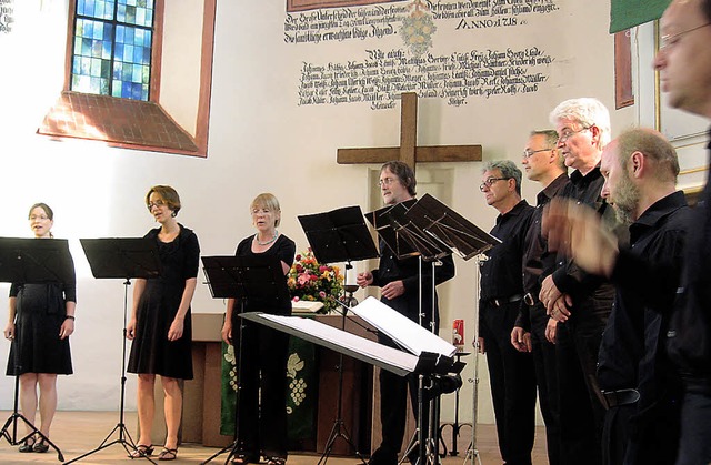 Die Bergkirche als perfekter Rahmen fr stilvollen Gesang  | Foto: Karig