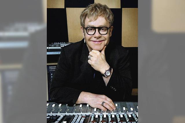 Elton John nun am 23. Juli 2014