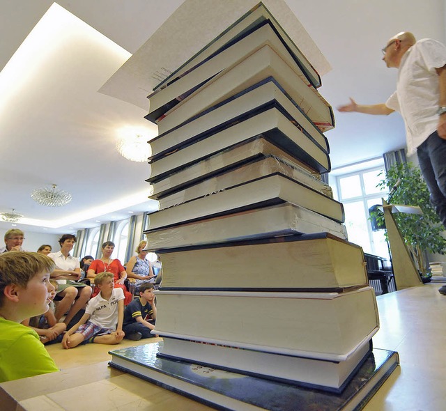 Zur Preisverleihung im Collegium Borro...herwurm: der Kabarettist Frank Sauer.   | Foto: Michael Bamberger