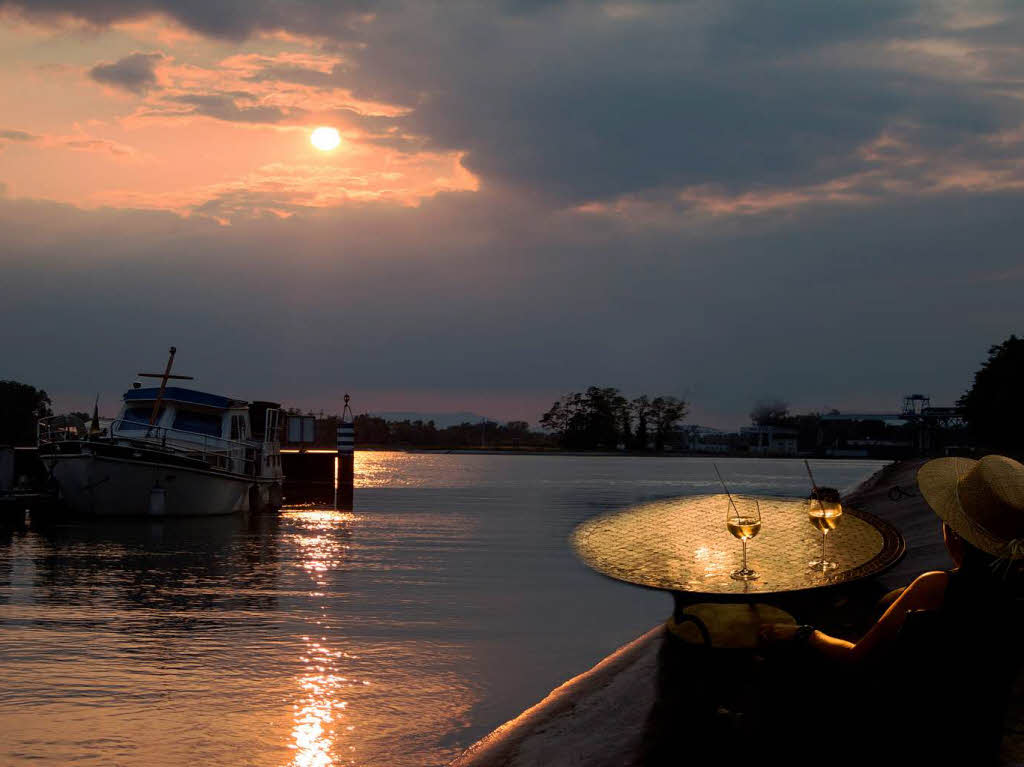 2. Platz: Bernhard Wigott: Abendstimmung am Yachtclub