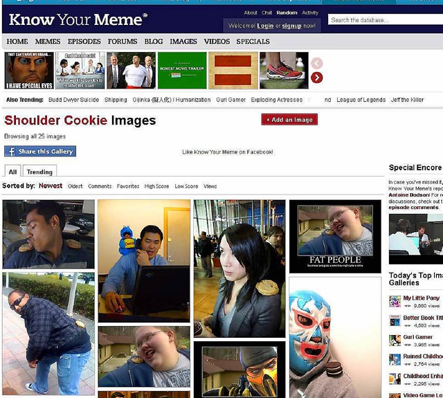 Wie isst man den Keks von der Schulter?  | Foto:  knowyourmeme.com